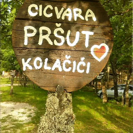 Etno Selo Dodig Lodge