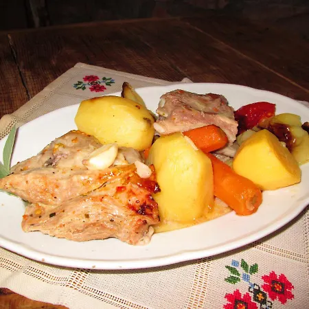 Etno Selo Dodig ロッジ *