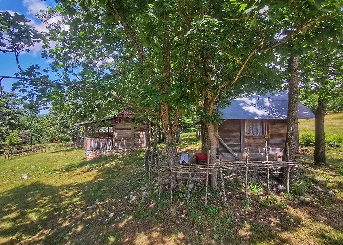 Etno Selo Dodig Chata